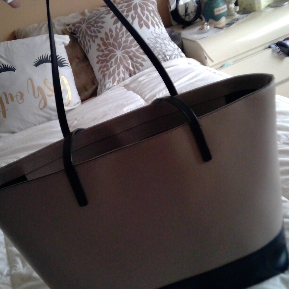 Kate Spade Large Tote Bag - Picture 2 of 7